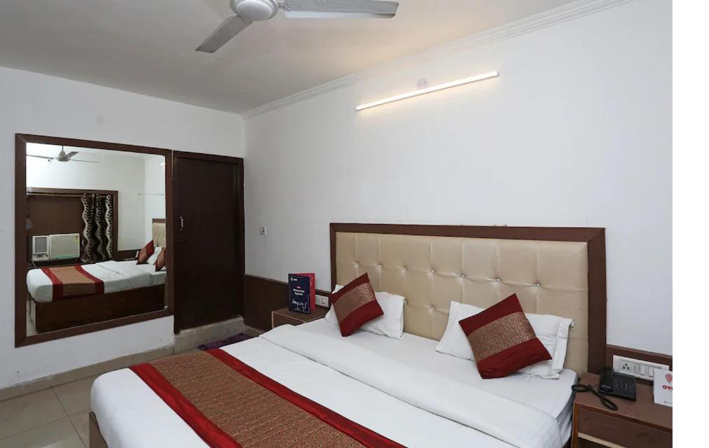 Vishal Hotel By Comfort Rooms New Delhi Eksteriør billede
