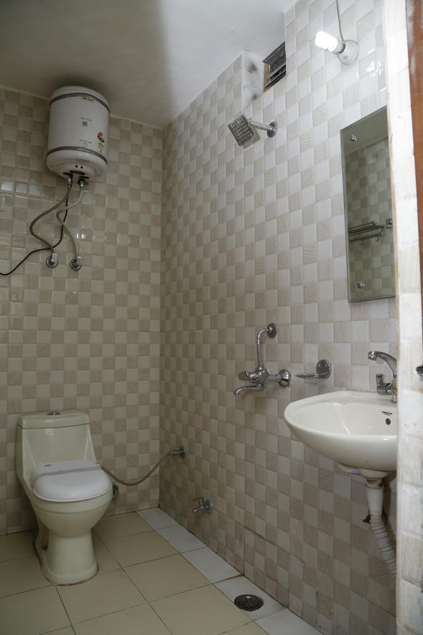 Vishal Hotel By Comfort Rooms New Delhi Eksteriør billede