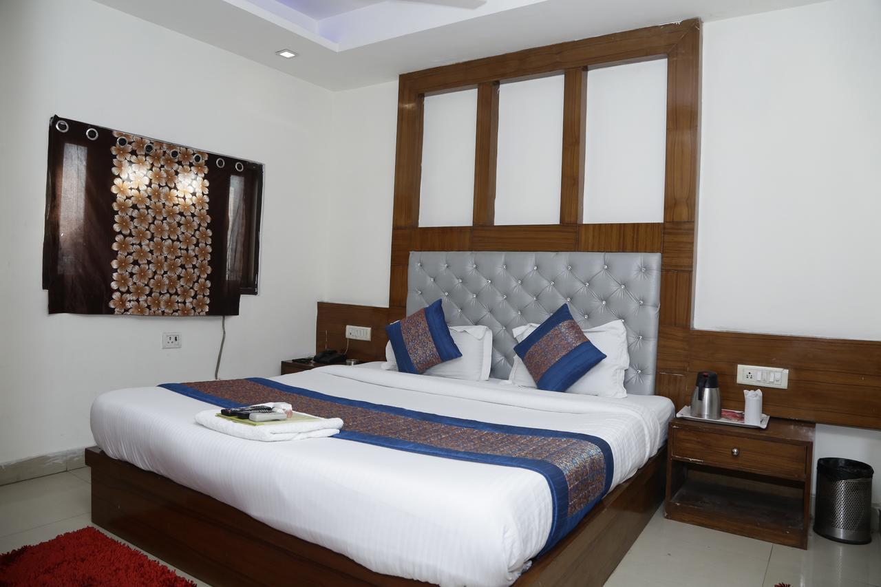 Vishal Hotel By Comfort Rooms New Delhi Eksteriør billede