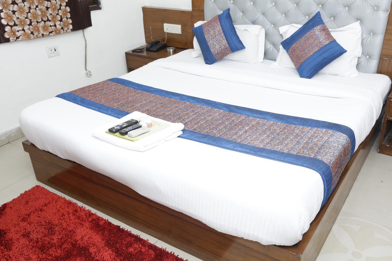 Vishal Hotel By Comfort Rooms New Delhi Eksteriør billede